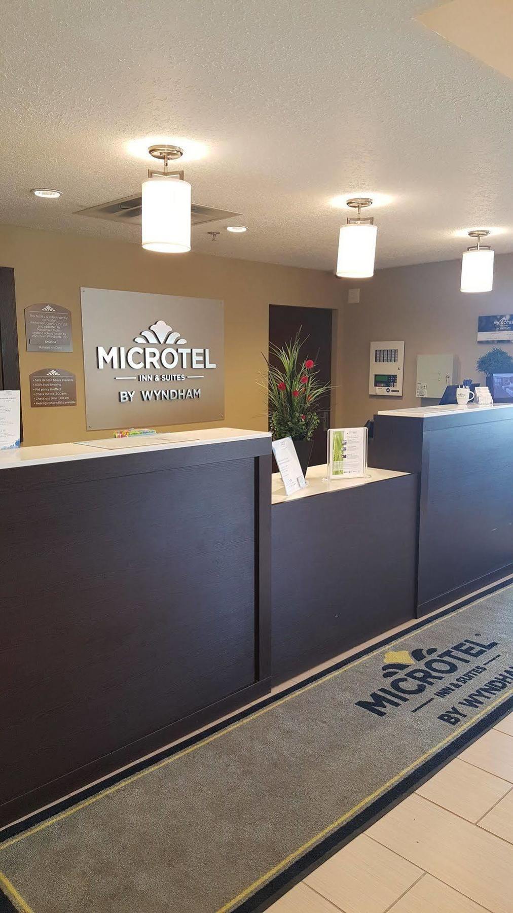 Microtel Inn & Suites By Wyndham Whitecourt Exterior photo